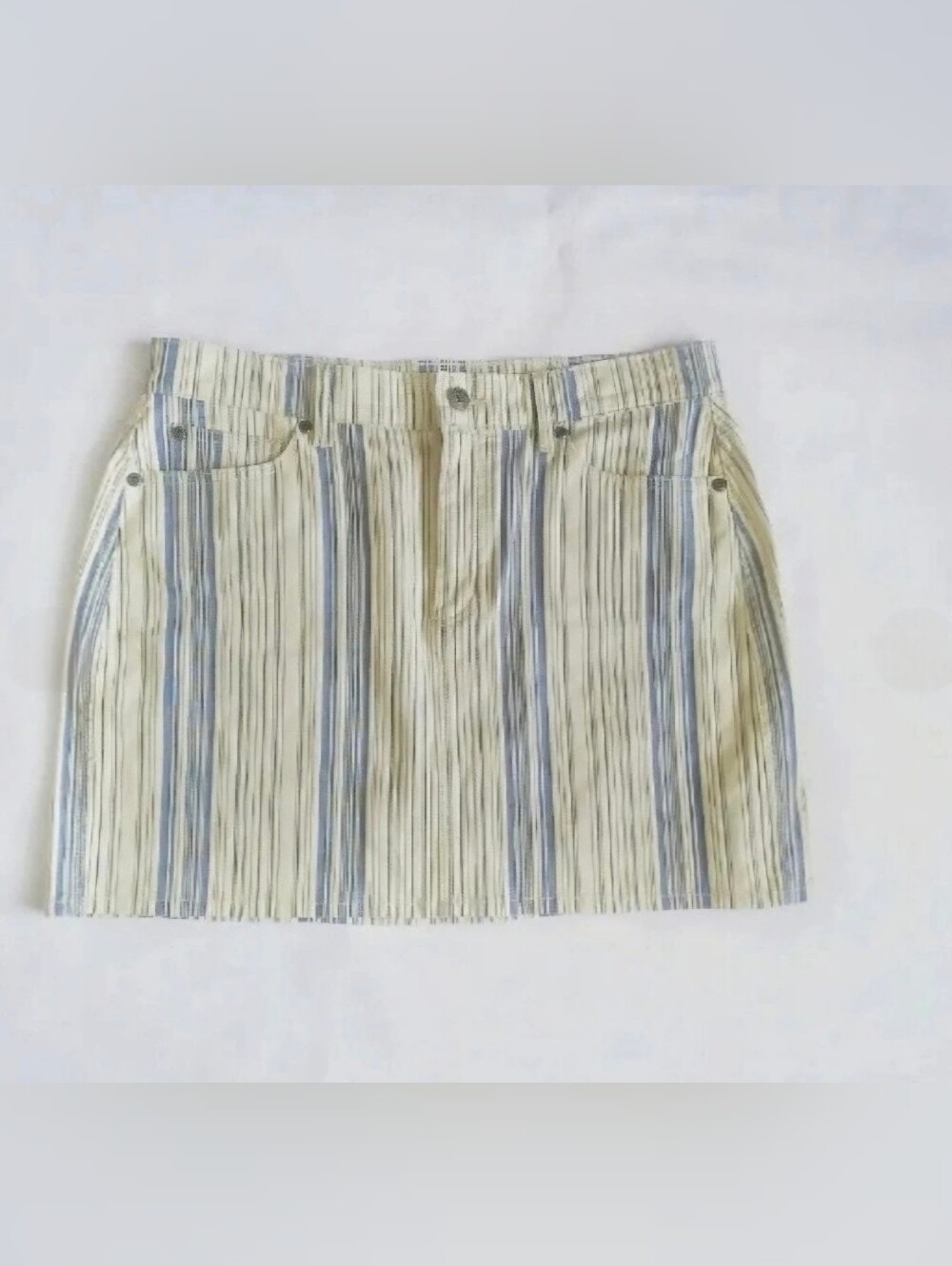 Two By Vince Camuto Cream and Blue Striped Mini Skirt SZ 10